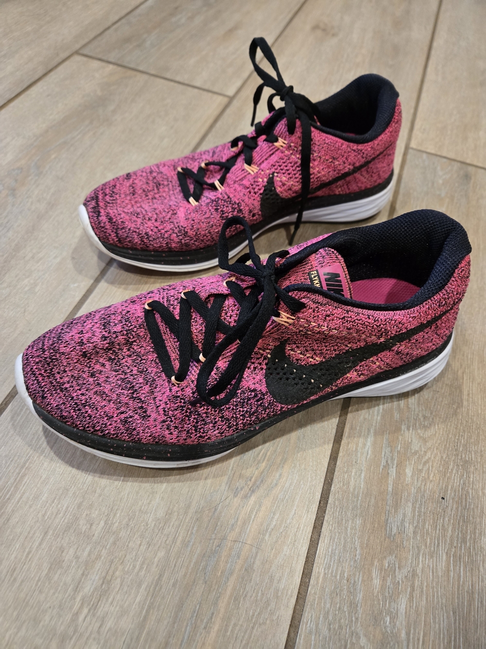 Nike Womens' Flyknit Lunar 3 Pink Running Shoes